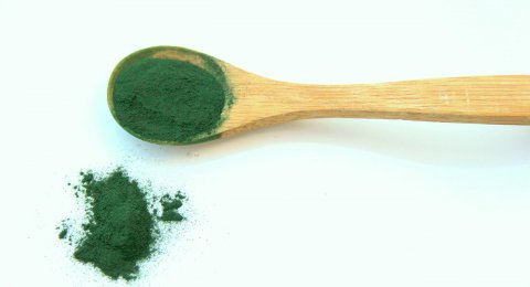Chlorella na co pomaga? Właściwości i zastosowanie